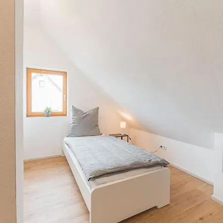 G03 Grosse 8er Maisonette - Ideal Fuer Teams Und Monteure - Self Check-in アパート Gäufelden